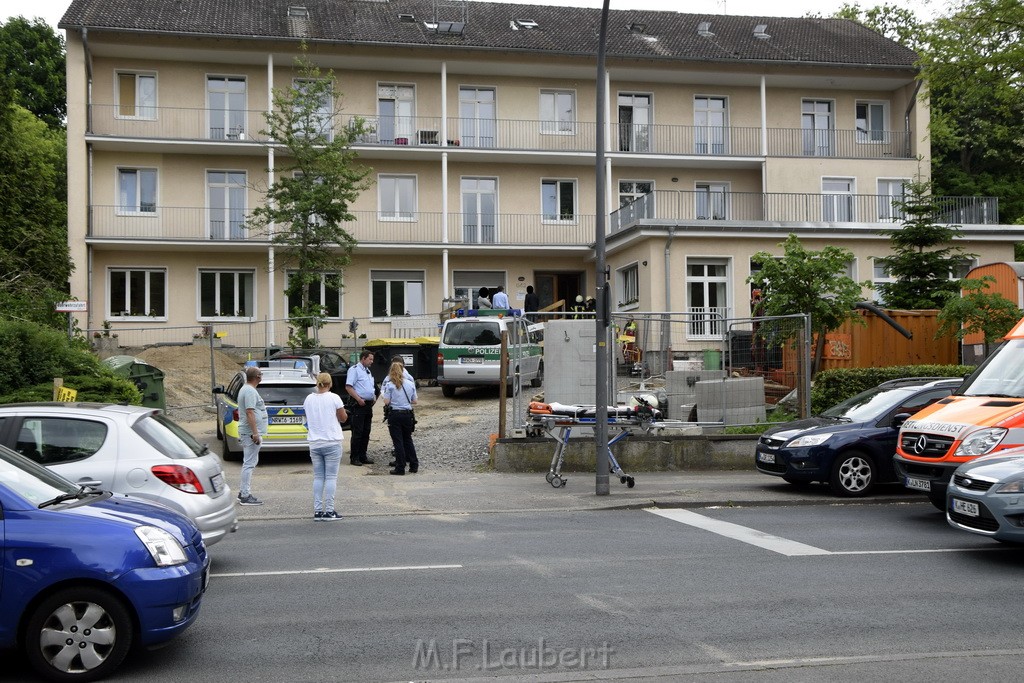 Einsatz BF Koeln Koeln Brueck Bruecker Mauspfad P37.JPG - Miklos Laubert